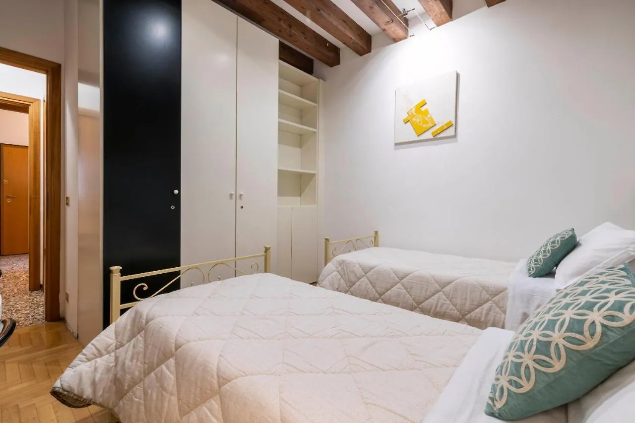 Appartamento San Marco - 2 Bedrooms With Lift Venezia