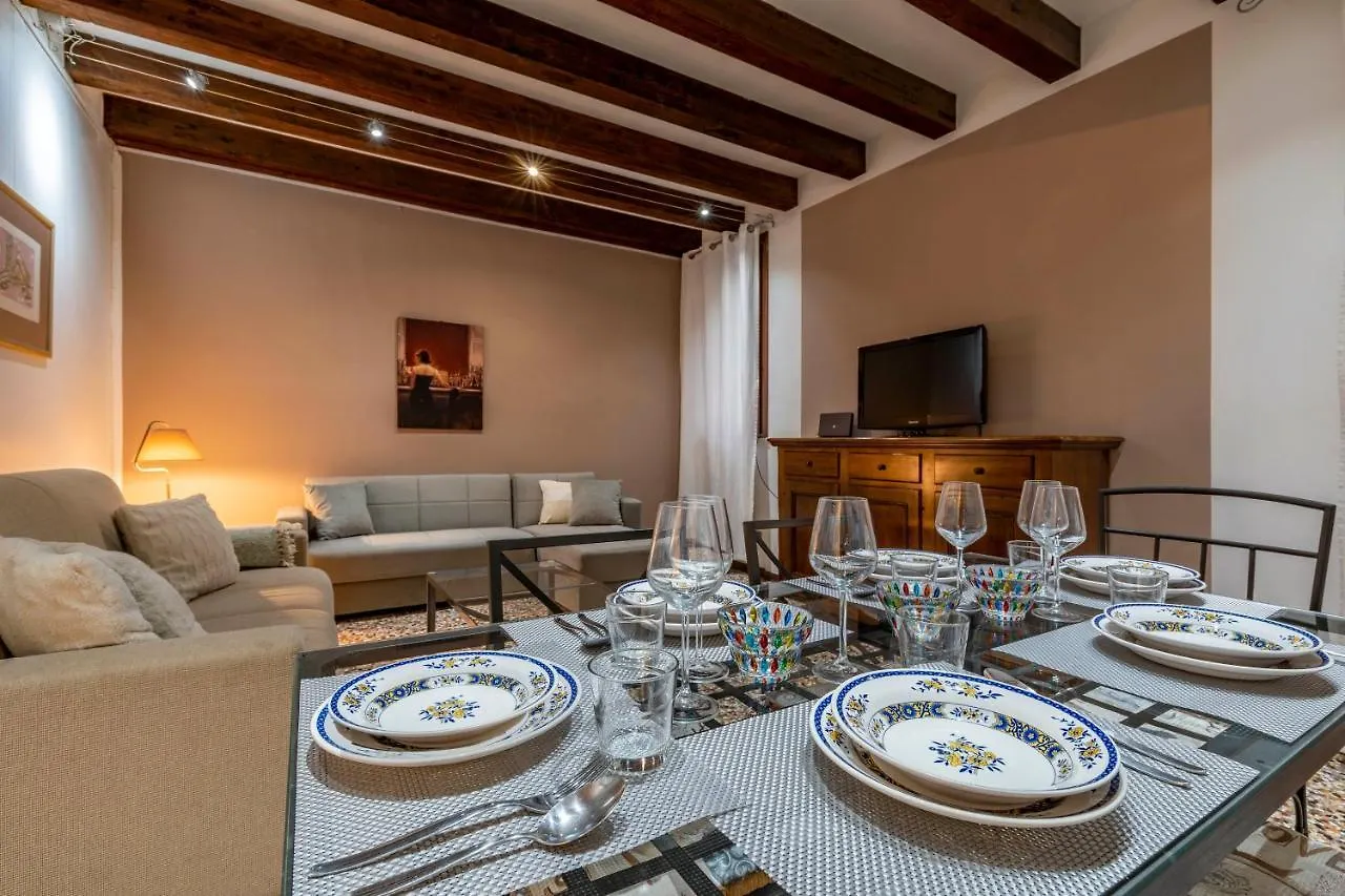 San Marco - 2 Bedrooms With Lift Venice Italy