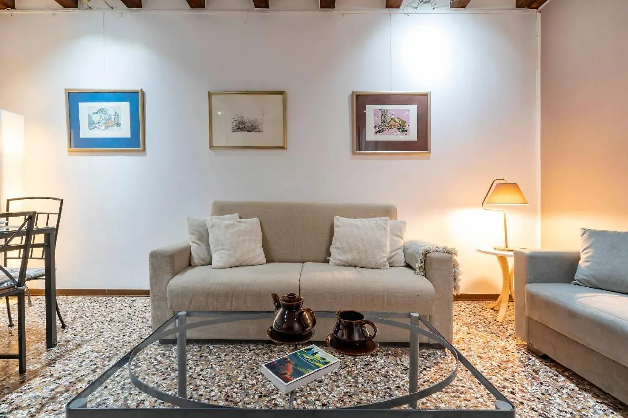 San Marco - 2 Bedrooms With Lift Venice Italy